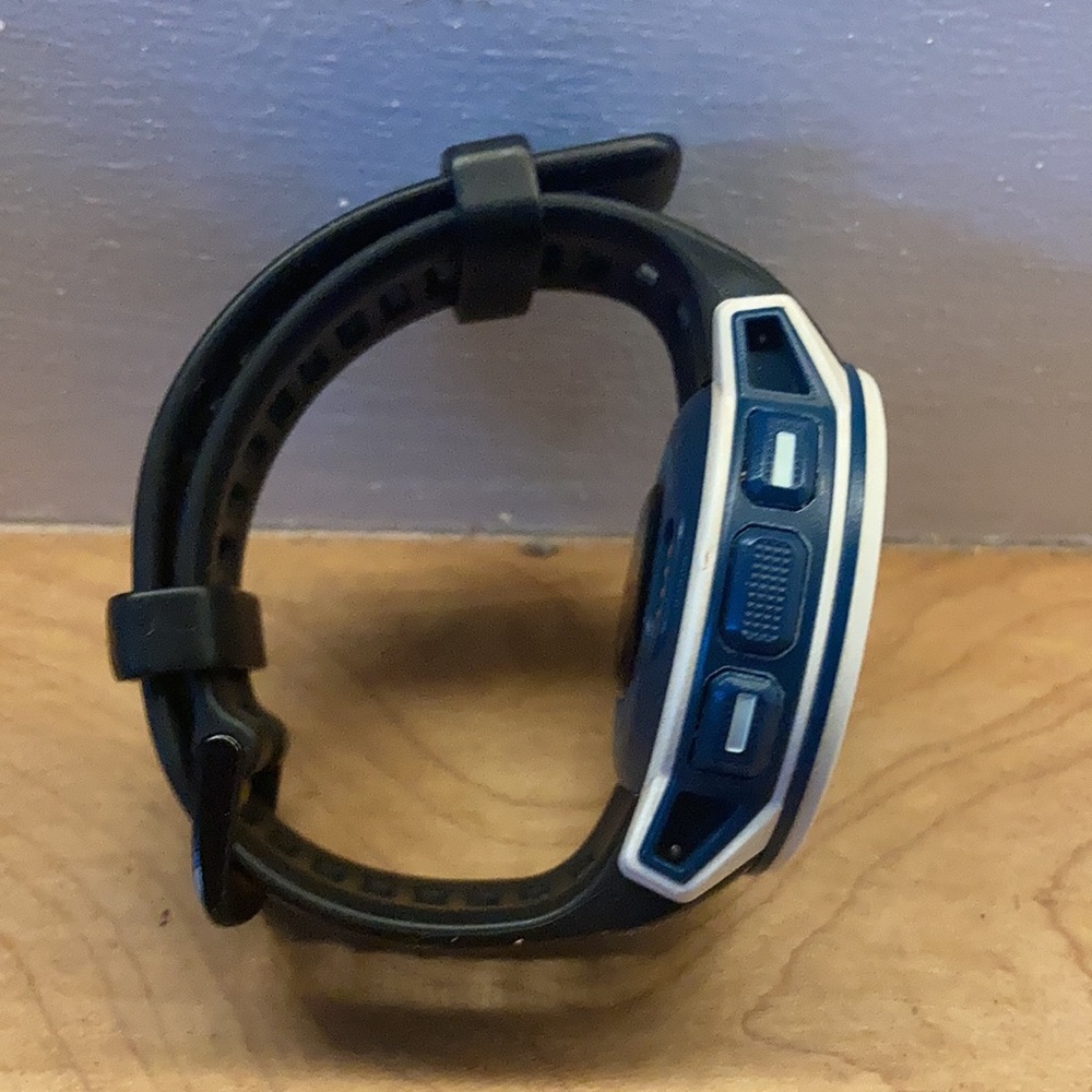 Garmin Surf Watch - Picture 3 of 3